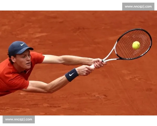 辛纳逆转紫薇扳平 H2H，弗基纳五战决赛梦碎，中国金花香港集结