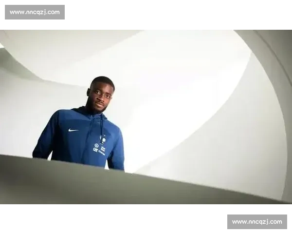 27 岁生日快乐!拜仁法国双料铁卫乌帕梅卡诺 27 岁生日快乐!拜仁法国双料铁卫乌帕梅卡诺